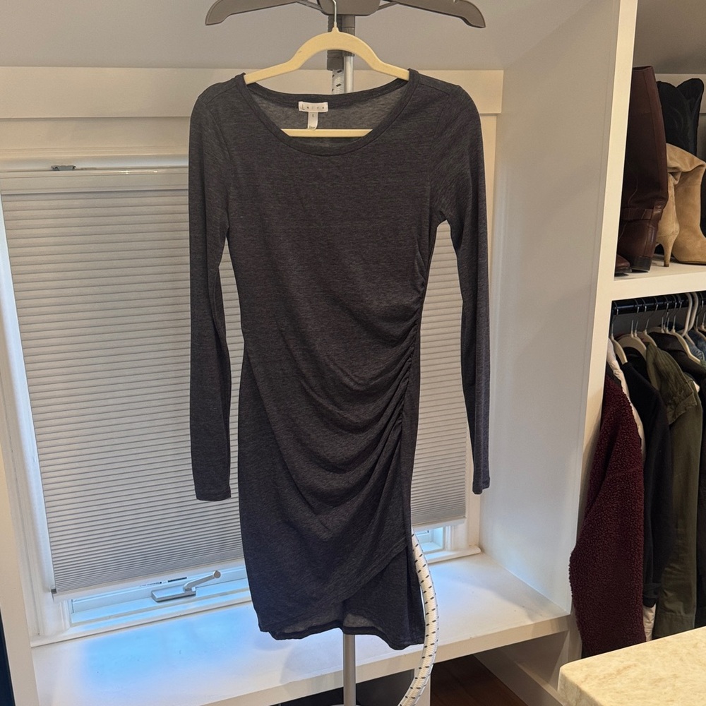 Elegant Gray Long-Sleeve Dress